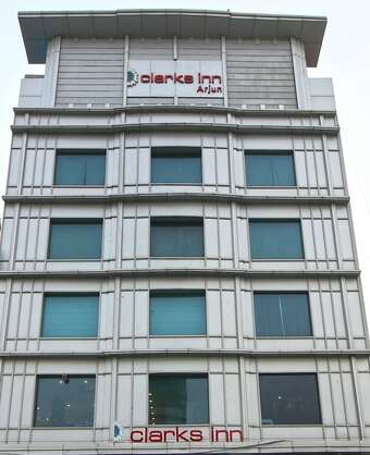 Hotel Arjun Clarks Inn Phagwara
