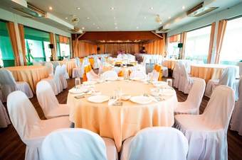 Tak Andaman Resort & Hotel