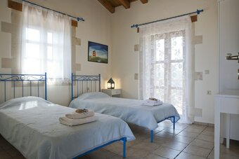 Villa Arodamos Estate
