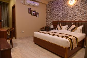 Hotel Mamta International