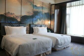 Hotel Chateau Star River Qing Dao