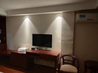 Wuyi Chengde Business Hotel