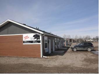 Motel Bear's Den Lodge