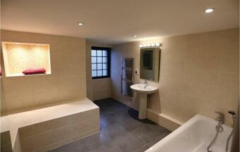 Three-bedroom Holiday Home In Jaulgonne