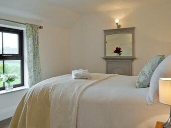 Gwar Nant Cottage