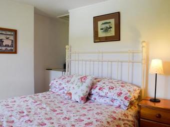 Greenside Cottage