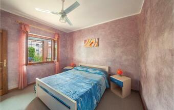 Two-bedroom Apartment In Porto Alabe