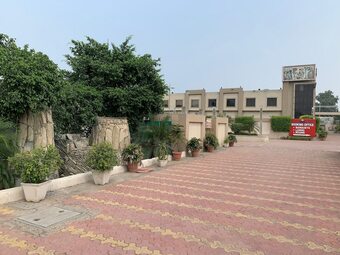 Hotel Mohan Vilaas