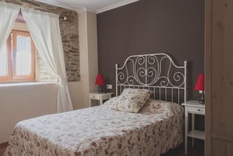Apartment With 3 Bedrooms In Viveiro, With Wonderful Mountain View, Terrace And Wifi - 2 Km From The Beach