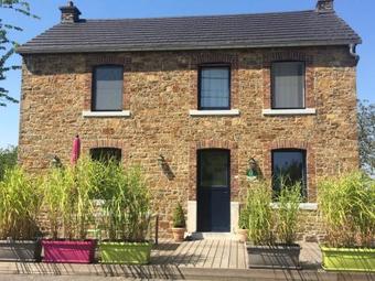 Oz Holiday Cottage