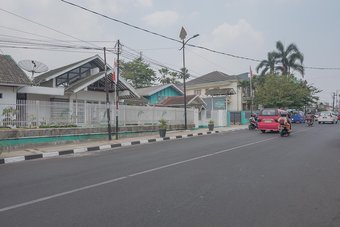Hotel Reddoorz @ Jalan R.e. Martadinata Sukabumi