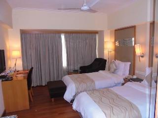 Hotel Lords Plaza