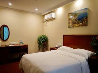 Hotel Greentree Inn Pizhou  Railway Station Jiefang