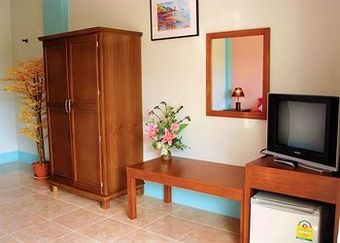Hostal J Guesthouse