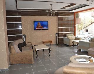 Din� Hotel