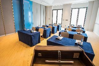 Hotel Holiday Inn Express Guizhou Qinglong