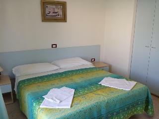 Hotel Long Beach Village