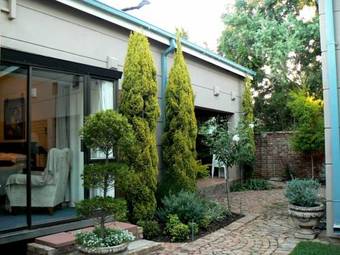 Hostal Primavera Guest House