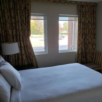 Shemron Suites Hotel