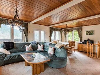 Majestic Holiday Home In Untersch�nau With Jacuzzi