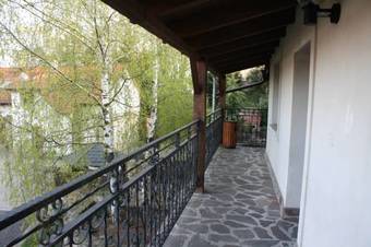 Hostal Pension Lony