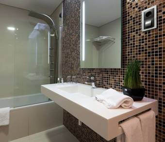 Cardal Hotel