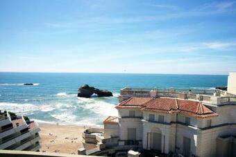 Apartment With One Bedroom In Biarritz With Wonderful Sea View And Wifi 300 M From The Beach
