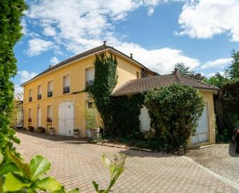 Hotel Des Dauphins