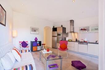 Casa Estel - Blue Apartment In Downtown Of Erbalunga