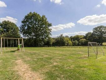 G�te Fay-de-bretagne, 4 Pi�ces, 6 Personnes - Fr-1-306-1172