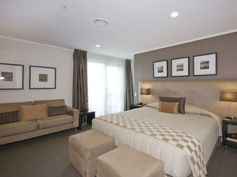 Hotel On Devonport