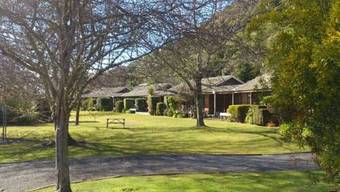 Motuoapa Bay Motel