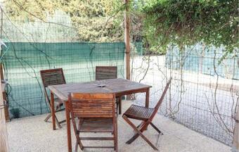 Beautiful Home In Sablet W/ Wifi And 1 Bedrooms