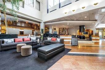 Globus Hotel