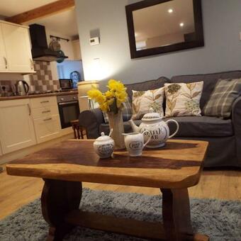 Rosybank Cottage