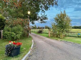 Hostal Catesby Barn Farm B&B