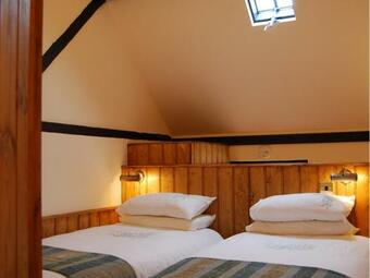 Bed & Breakfast The Plume Of Feathers