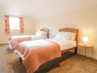 Basset Lodge