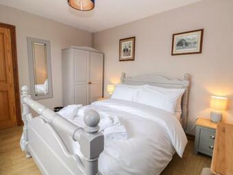 Hall Farm Cottage