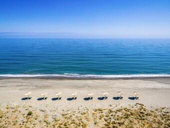 Ilion Beach Hotel