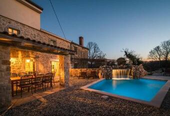 Villa Frank - With Pool