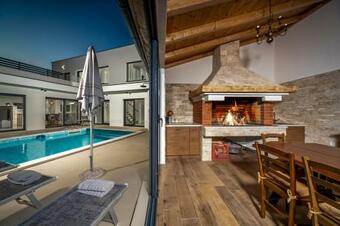Villa Loto