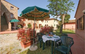 Apartamento Casale Del Borgo 12