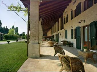 Bed & Breakfast Tenuta Le Risare
