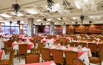 El Luxor Hotel