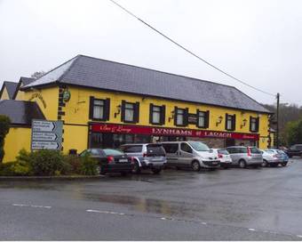 Lynhams Hotel
