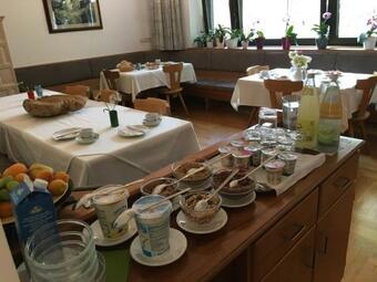 Hostal Garni Maria