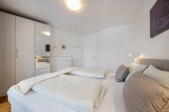 Apartment 10 V�ls