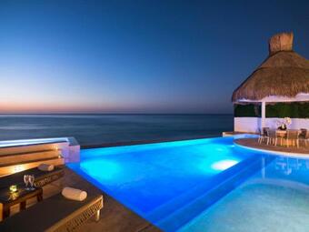 Ultra Exclusive Beachfront Villa Just Steps From The Sand With Butler Included