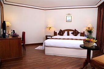 Hotel Gokulam Park